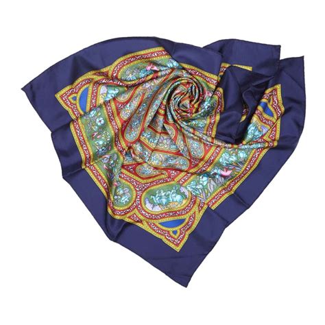 foulard hermes serie viola medici|Foulard HERMÈS da Donna .